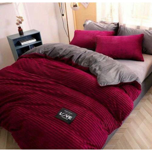 Coral/velvet duvet image