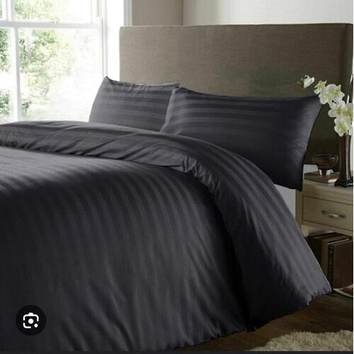 Bedcover set with 2 pillowcases 1 bedsheet image